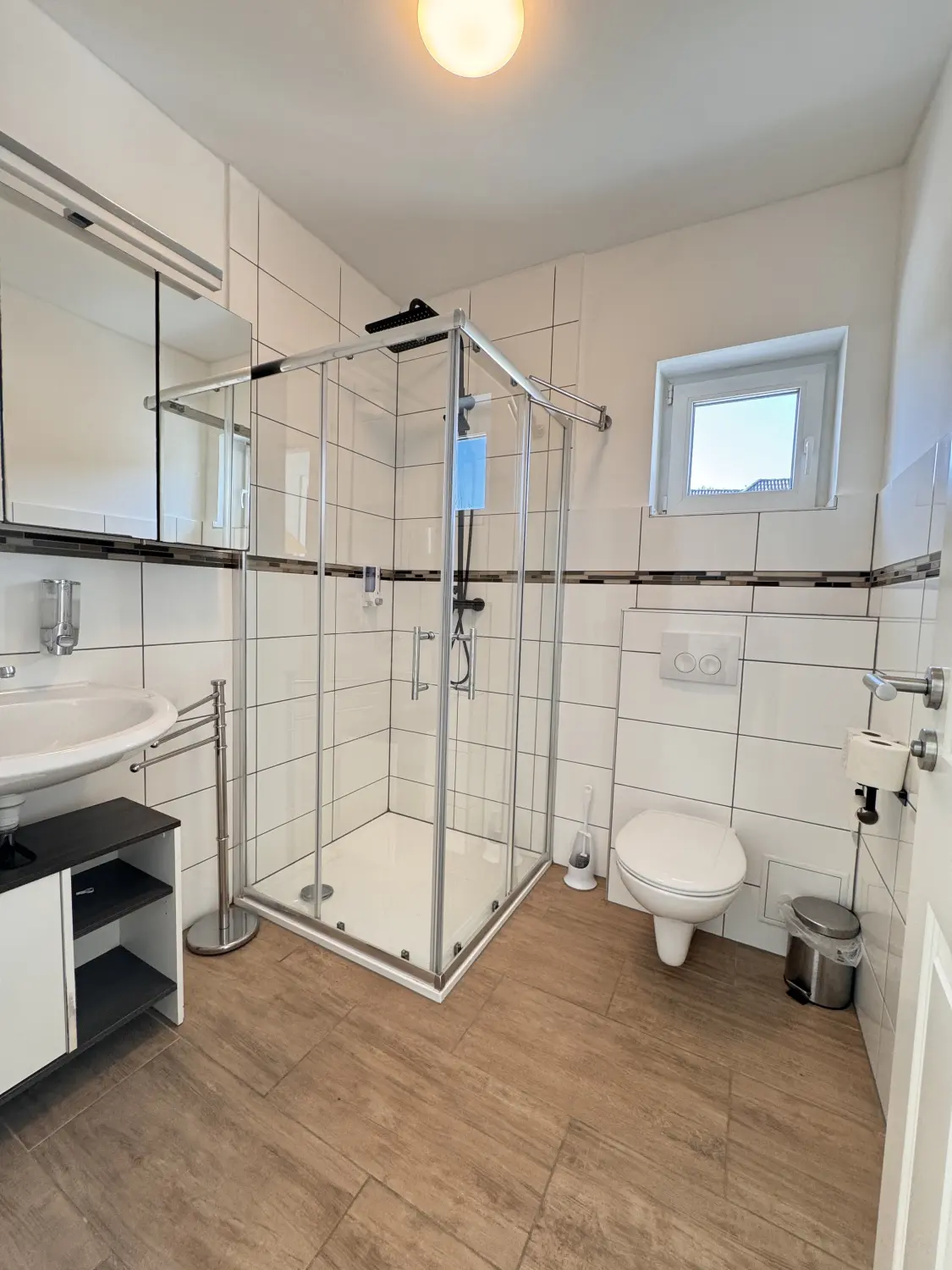 Asiatisches Landhaus Pension Gästehaus Badezimmer