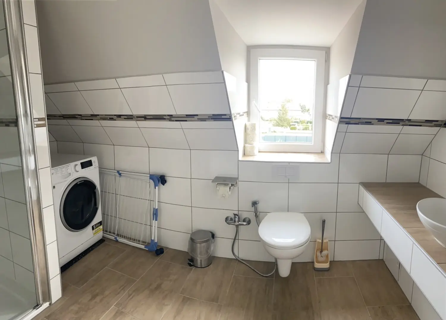 Asiatisches Landhaus Pension Gästehaus Badezimmer